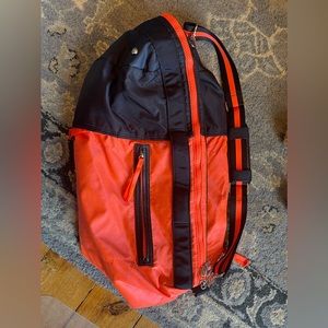 Lululemon Very Roomy Neon Orange/Navy Blue Duffel Bag